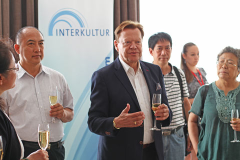 © INTERKULTUR