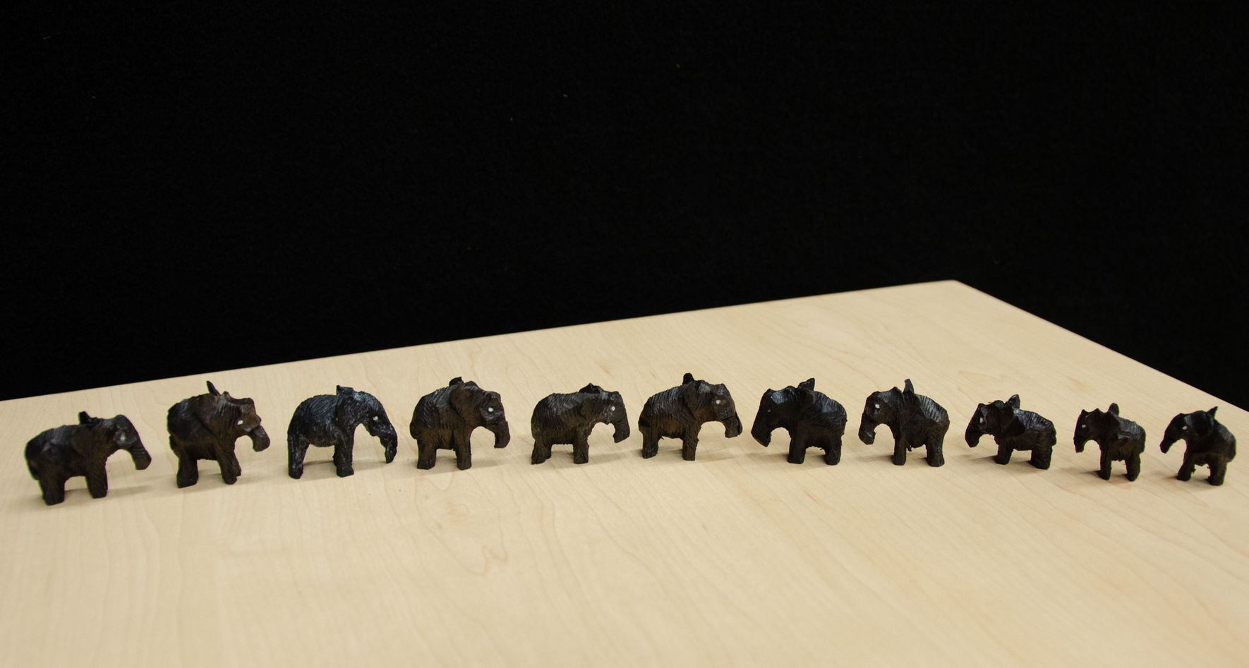 African Elefant Calendar © INTERKULTUR