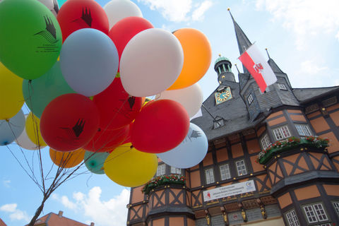 Balloons at Wernigerode Town Hall © Irvinne Redor