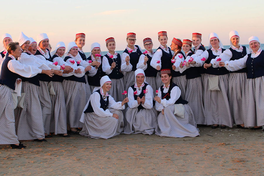 Female Choir "Rūta" (Latvia) | F