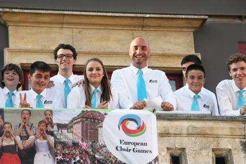 Christian Santos and his choir