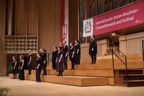 Qoro Quando on stage in Brucknerhaus © INTERKULTUR