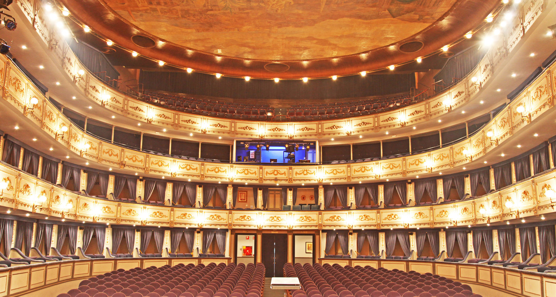 Teatro Cervantes' Interior © studi43