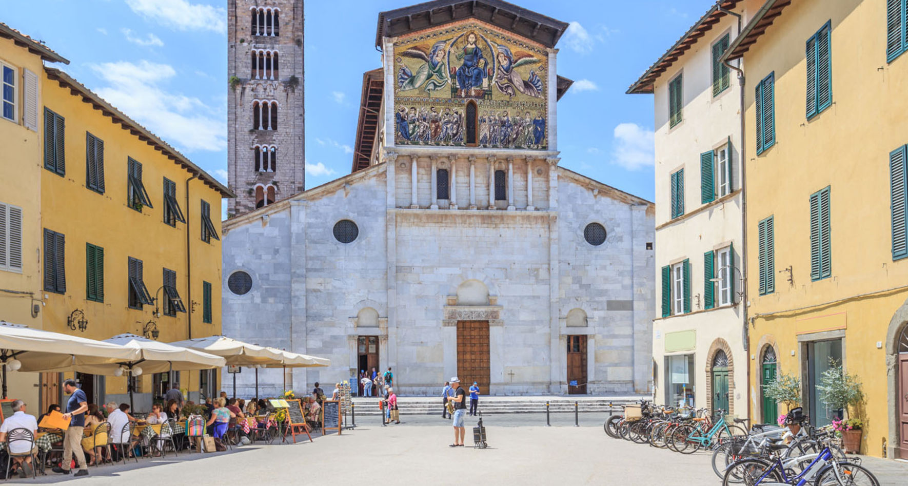 Lucca, Italy © Fotolia