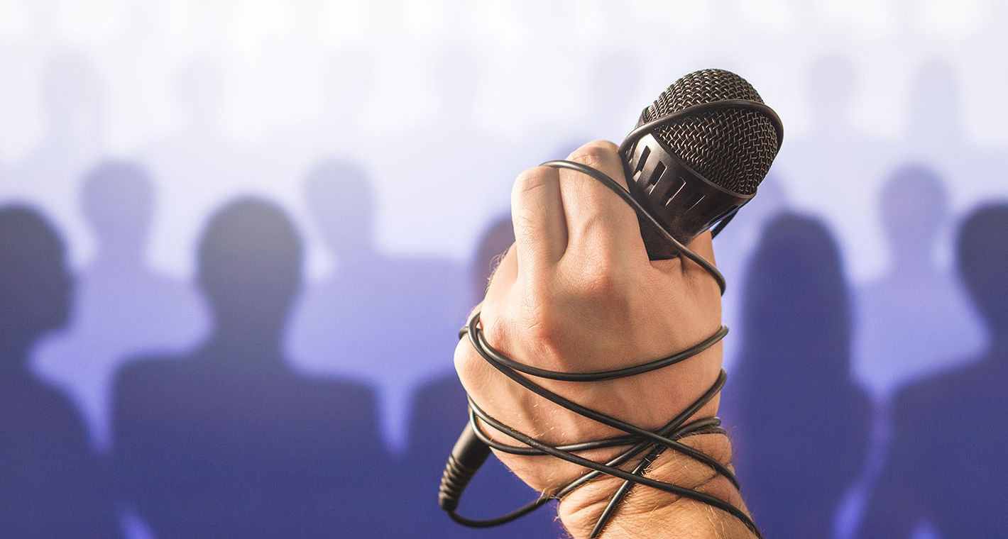 How to Overcome Stage Fright and Be More Confident While Singing