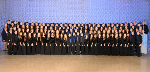 The Choir of the Menlopark High School