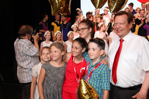 Günter Titsch and "Alye Parusa" © Roger Schmidt
