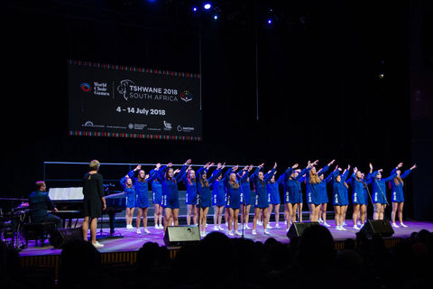 © Show Choir Rise Up