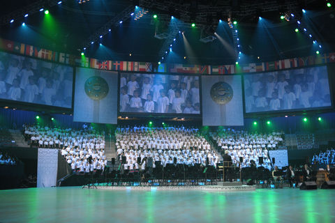Choir Performance in Arena Riga © Kaspars Garda