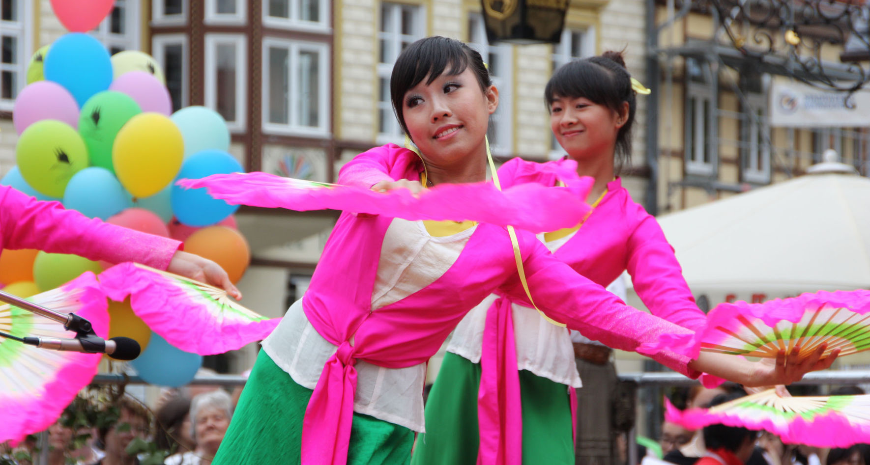 Sol Art Choir from Vietnam performing in Wernigerode © INTERKULTUR