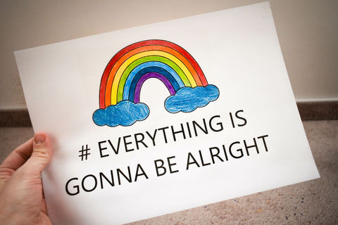Rainbow with text: Everything is gonna be alright © Adobe Stock