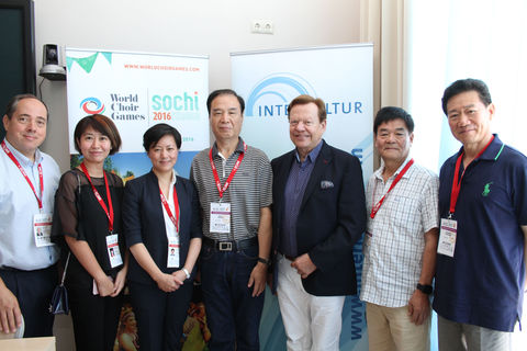 Group photo: CCA and INTERKULTUR representatives © Roger Schmidt