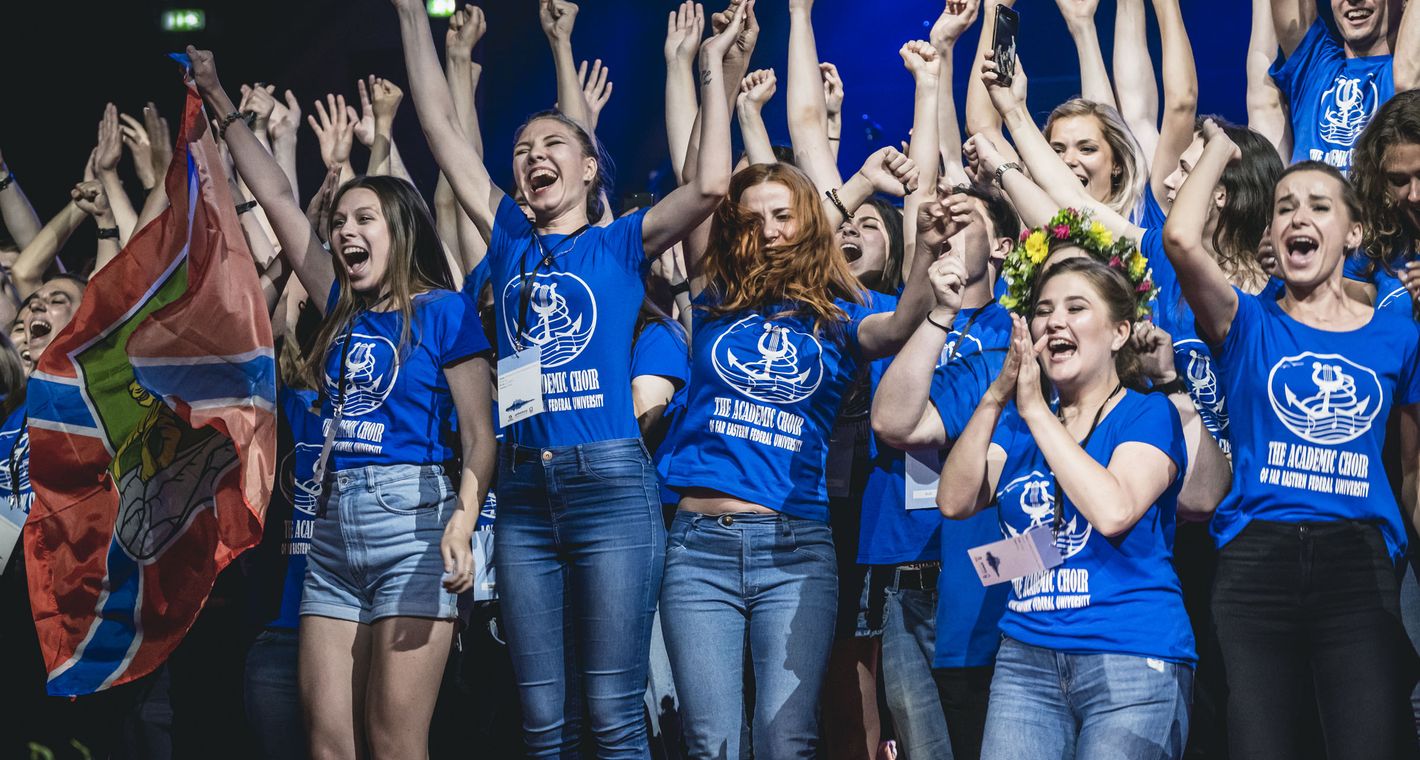 Choir cheering at Awards Ceremony © Jonas Persson